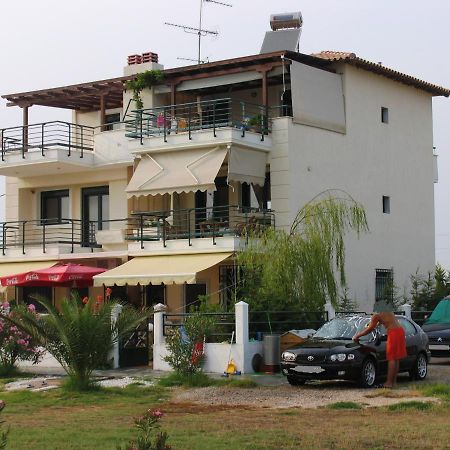 דירות ניאה מודאניה Oxana House מראה חיצוני תמונה