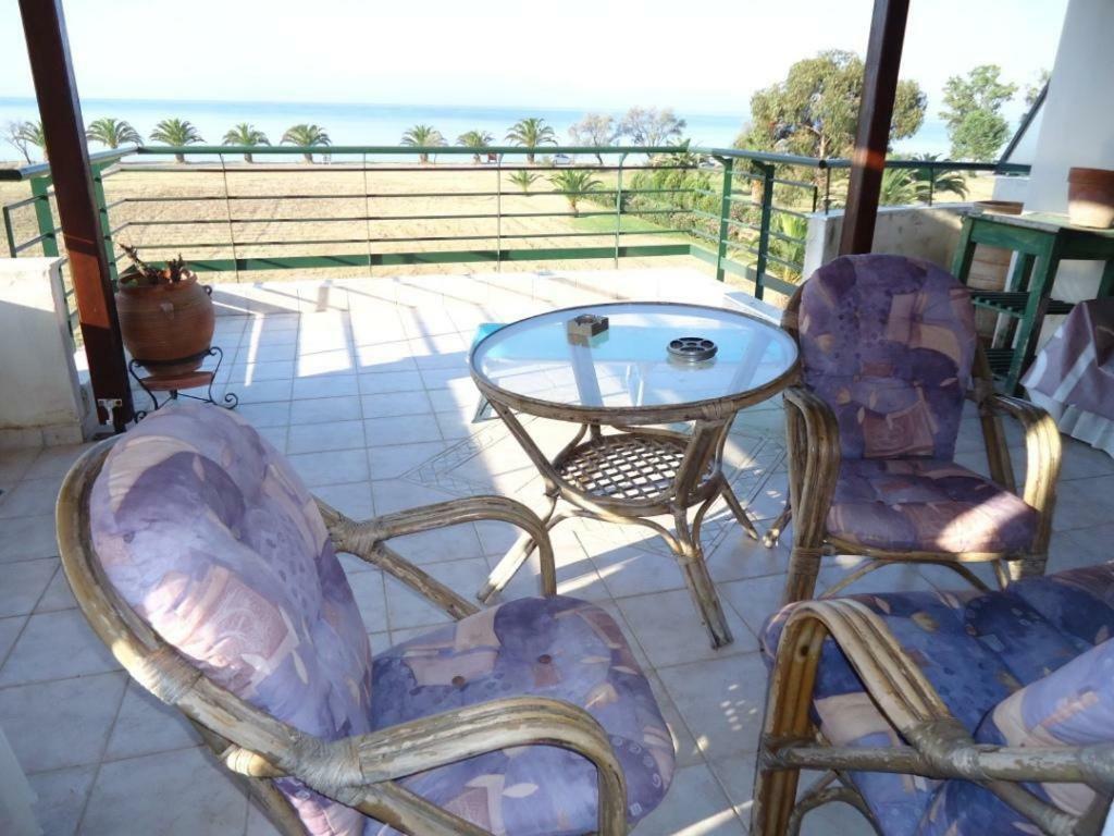 דירות ניאה מודאניה Oxana House מראה חיצוני תמונה
