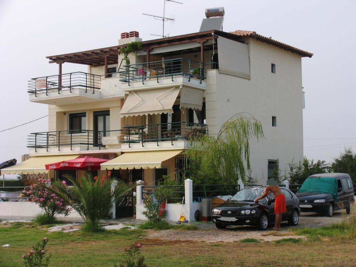 דירות ניאה מודאניה Oxana House מראה חיצוני תמונה